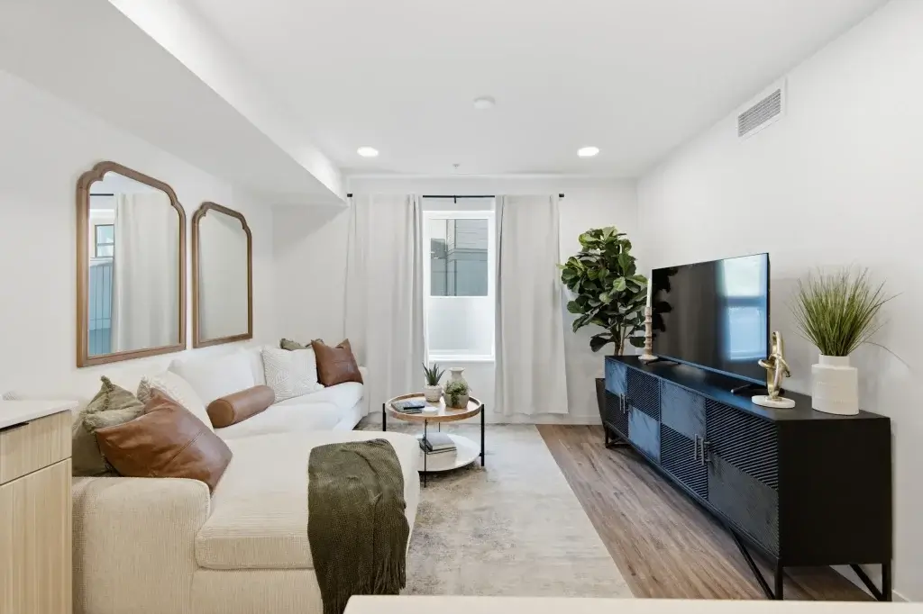 2bed2bath 7