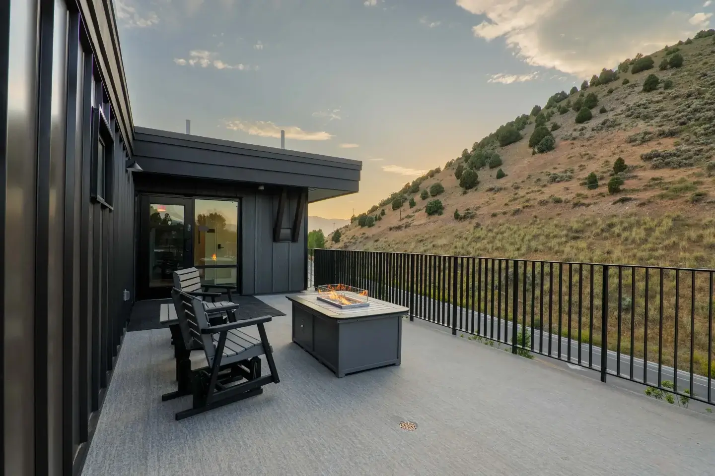 exterior and amenities 30